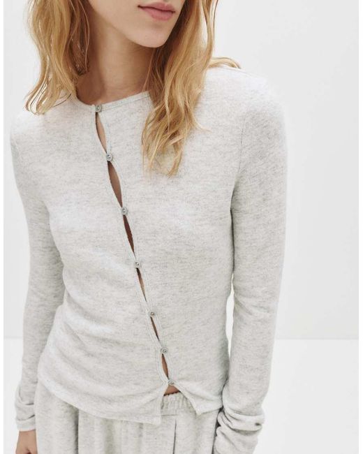 T-Shirt Mélange Con Bottoni Sul Davanti di Pull&Bear in White