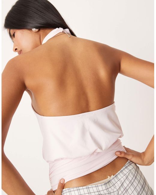 ASOS White – hochgeschlossenes, figurbetontes oberteil