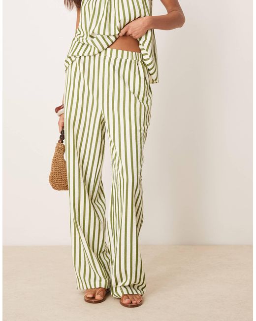ASOS Natural – gerade geschnittene seersucker-hose mit khaki streifen, kombiteil