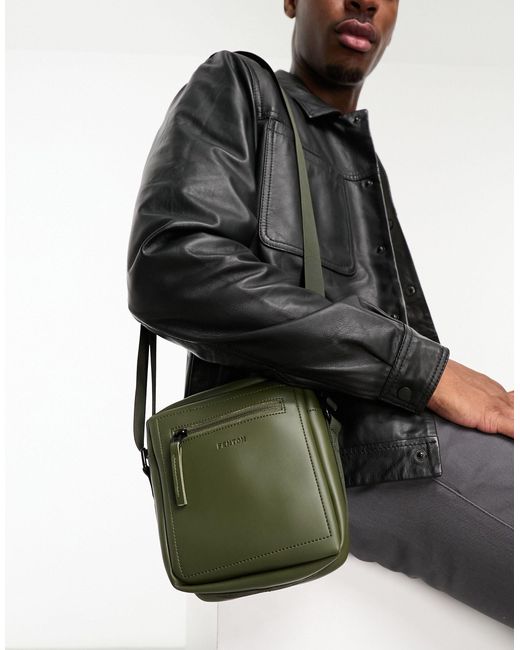 Men flight deals bag