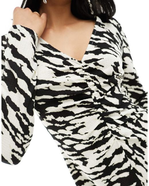 New Look White Ruched Long Sleeve Midi Dress