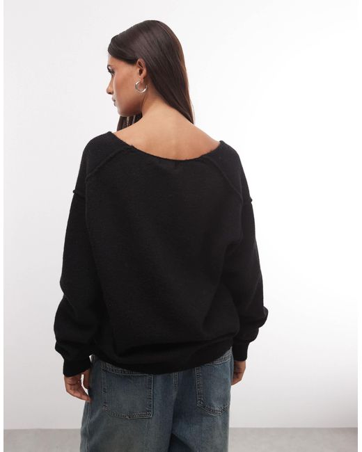 Pull col v profond Weekday en coloris Black