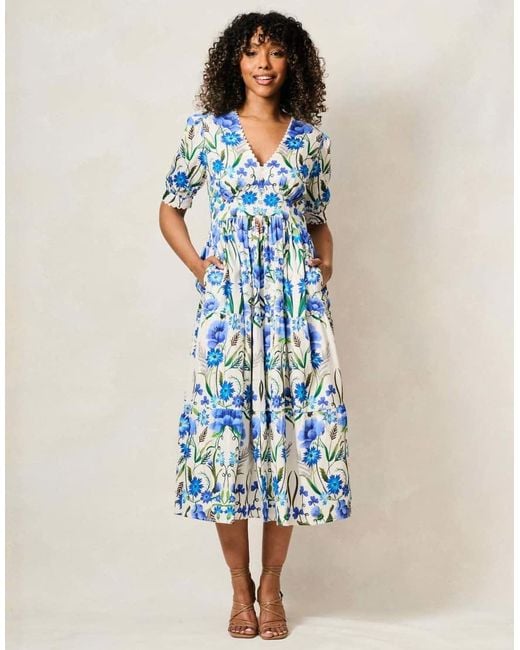Hope & Ivy Blue The Erica V-Neck Full-Skirt Tea Dress With Puff Sleeves