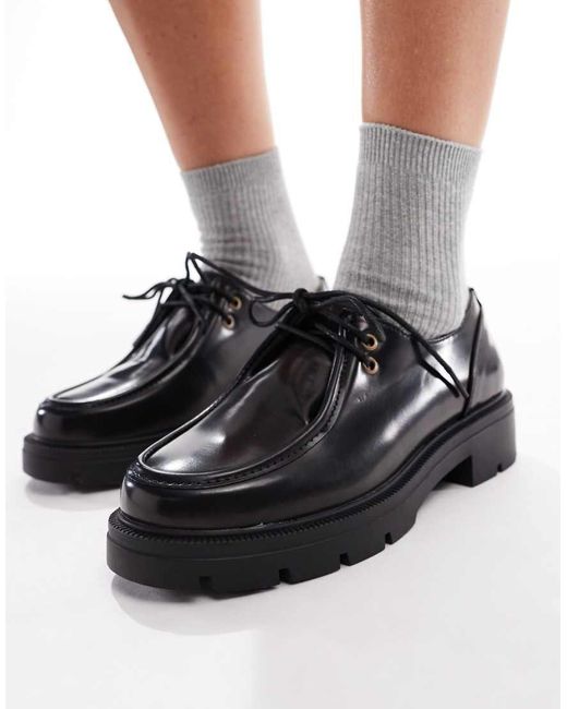 Zapatos Negros Con Suela Gruesa Y Cordones Alfa De SEQWL de color Black