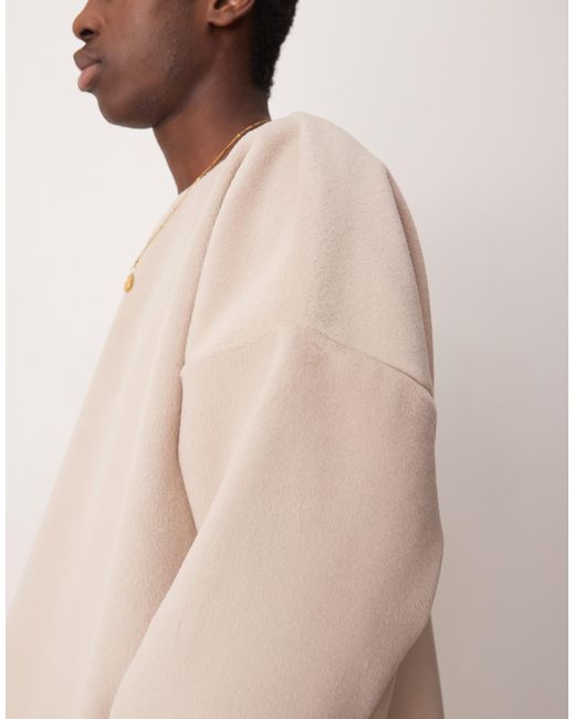 ASOS – kastiges super-oversize-sweatshirt aus strukturiertem fleece in Natural für Herren