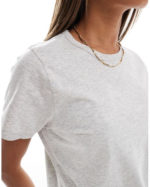 Camiseta gris Abercrombie & Fitch de color White