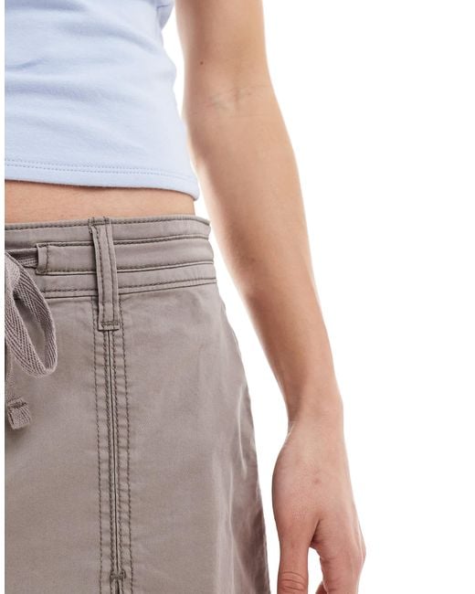 Hollister White – kurzer faltenrock