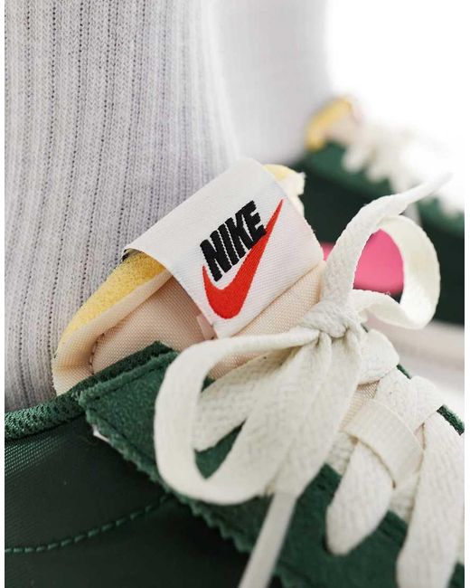 Cortez Txt di Nike in Pink