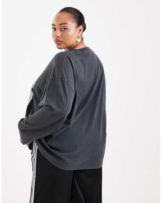 ASOS Black Asos Design Curve Long Sleeve T-shirt With Amour Magazine Graphic