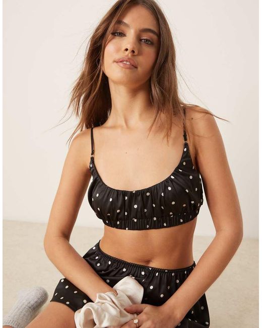 Brassière E Pantaloncini Corti di ASOS in Black