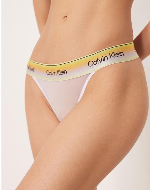 Calvin Klein Pride in het Natural