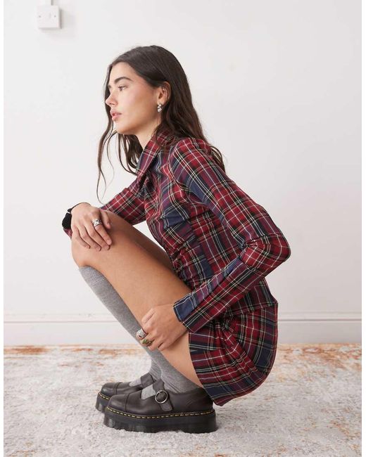 Weekday Geruite Mini Rok in het Red