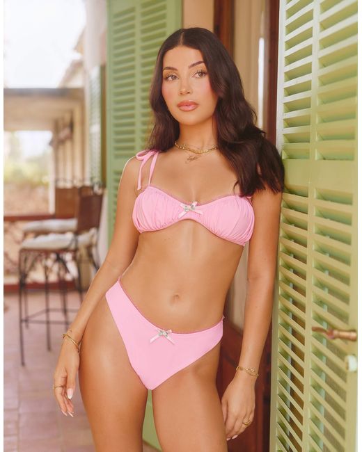 The Frolic Green X lydia kara exklusiv – gerafftes bikinioberteil