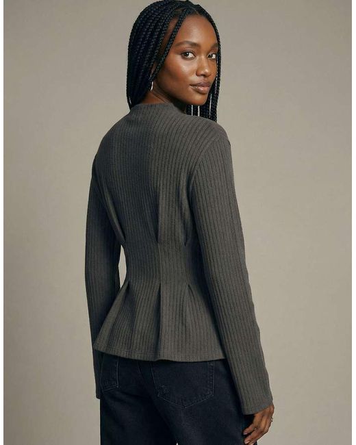 HYPEDROP Gray Long Sleeved Top