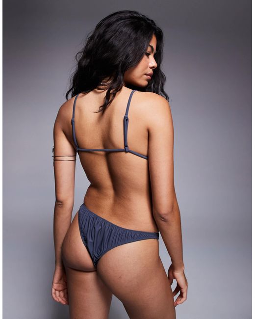 ASOS Blue – kim – gerafftes triangel-bikinioberteil