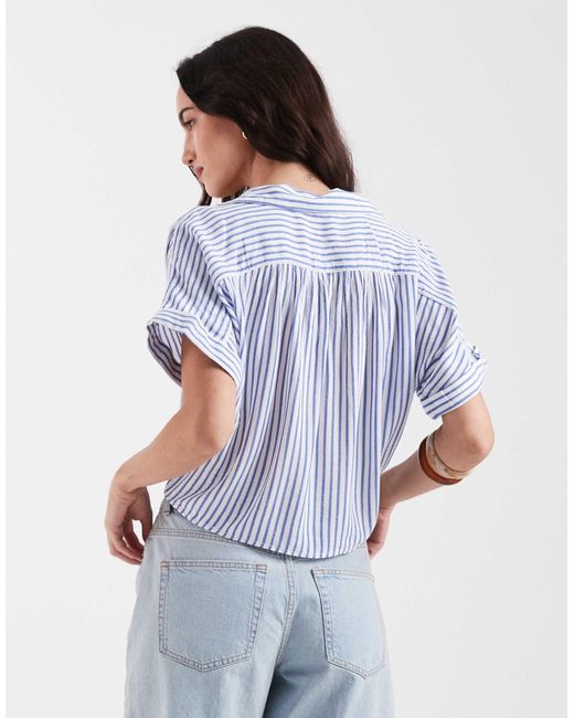 ONLY White – kurze hemdbluse
