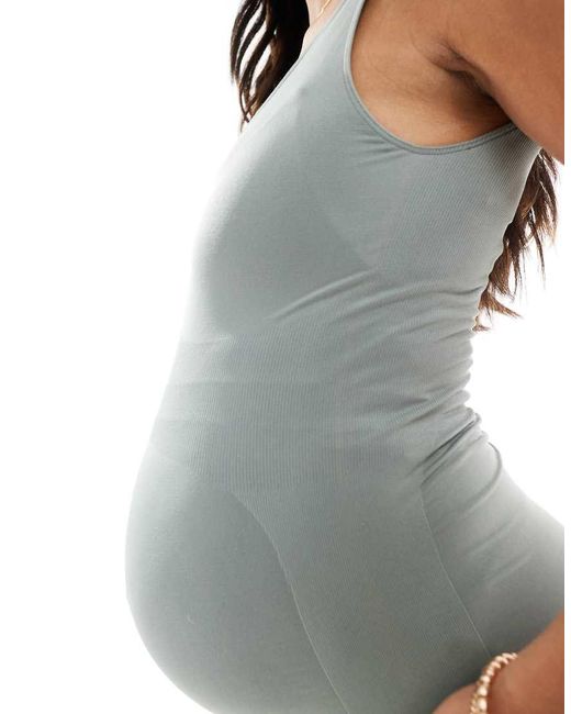 Top Sin Mangas Ni Costuras De Mamalicious Maternity (Parte De Un Conjunto) Mama.licious de color Gray