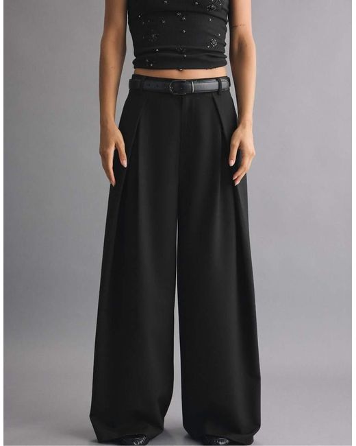 Stradivarius Black Wide-leg Trousers With Darts And Belt