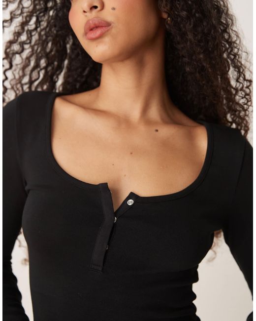 Gina Tricot Black Jersey Long Sleeve With Concealed Front Button Detail