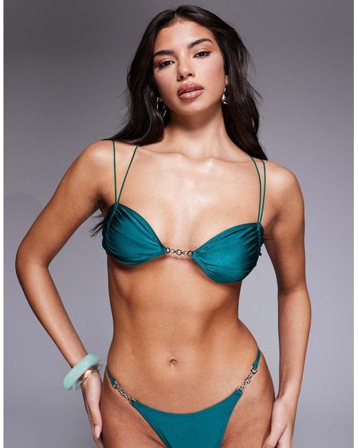 ASOS Nicole in het Blue
