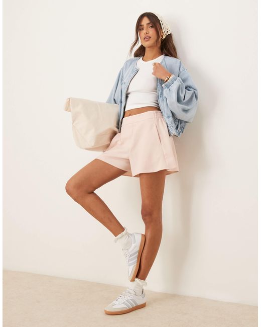 Short ajusté style caleçon en aspect lin - clair ASOS en coloris Natural
