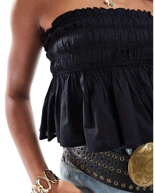 Stradivarius Str in het Black