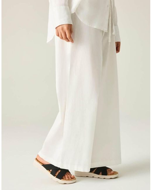 Regatta Black Comfy Cassie Sandals