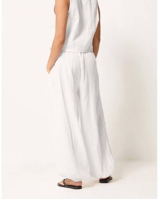PixieGirl White Petite Cheesecloth Balloon Trousers