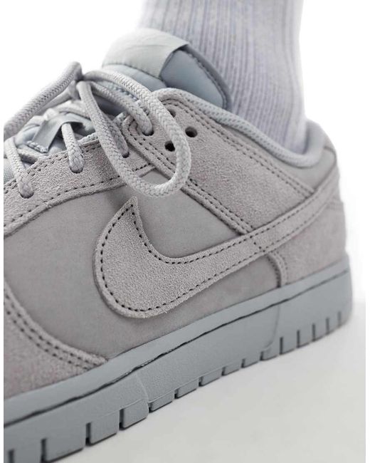 Nike White Dunk Low Retro Trainers for men