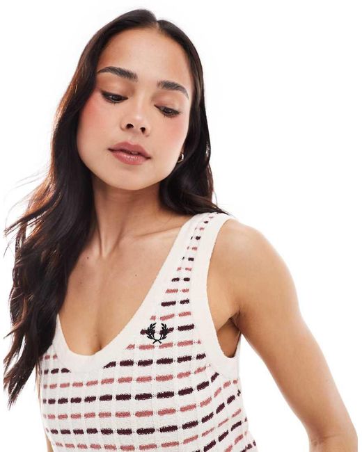 Fred Perry Gebreide Bouclé Jurk in het Pink