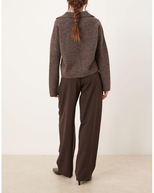 ASOS Brown – elegante, bogenförmige barrel-hose