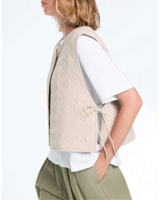 Oysho White Floral Gingham Quilted Gilet