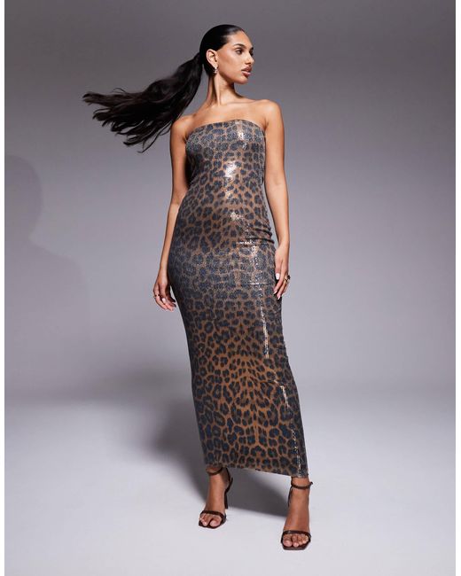 Robe bandeau longue moulante ornée Kaiia en coloris Multicolor