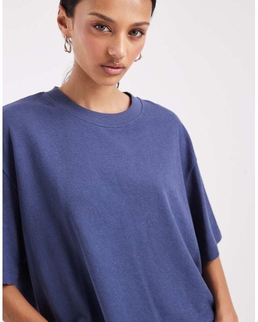 T-Shirt Corta di ASOS in Blue
