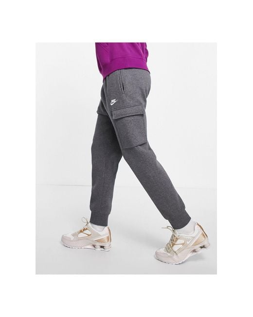 Nike Club Cuffed Cargo Sweatpants in Gray for Men - Lyst