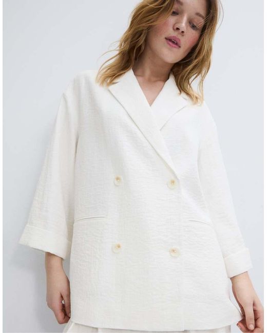 Stradivarius White Flowing Double-breasted Blazer