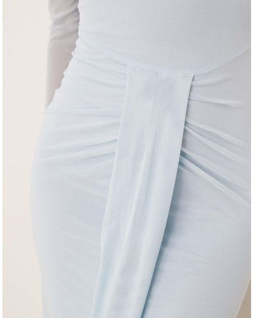 ASOS Maxi Jurk Van Mesh Met Lange Mouwen, Rechte Hals En Open Achterkant in het Natural