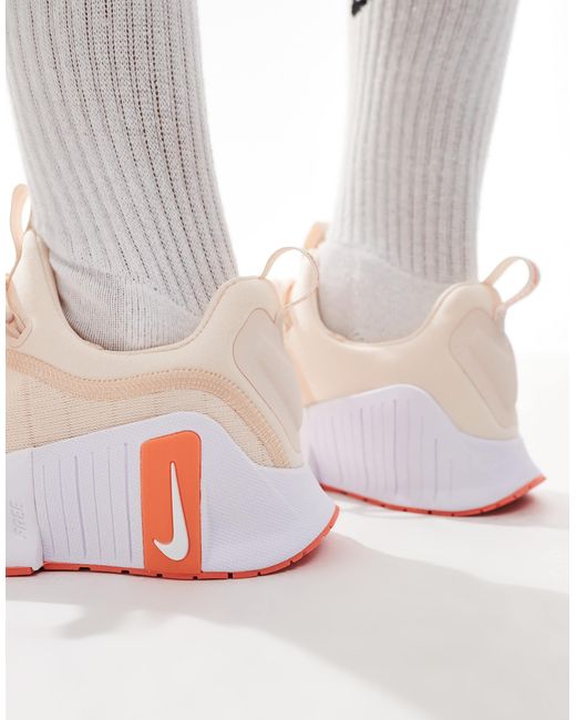Nike White – free metcon 6 – sneaker