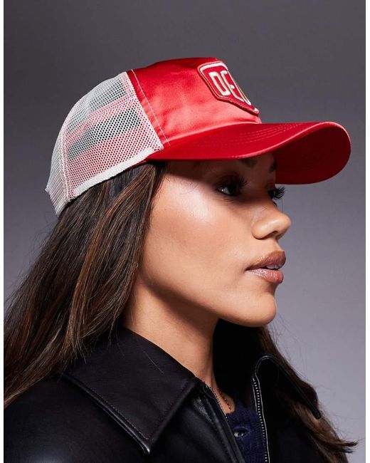 DEUS EX MACHINA Woven Shield Trucker Cap in Rot