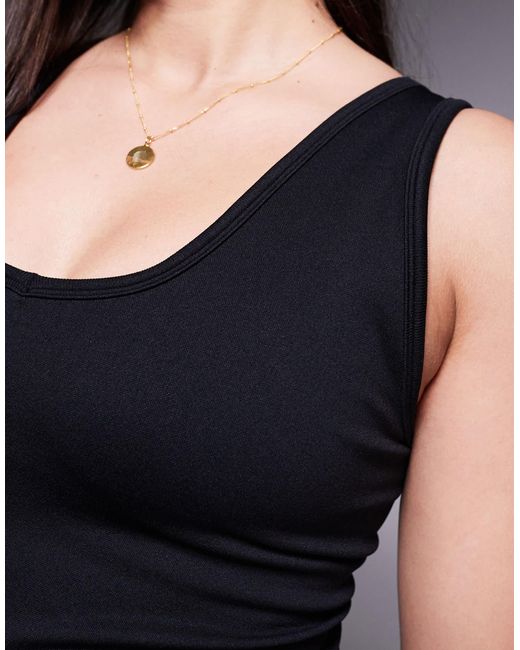 4505 Blue Curve – nahtloses, glattes trägertop