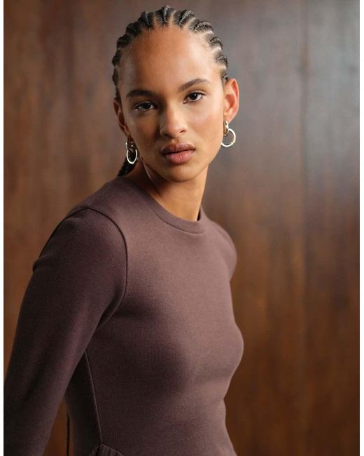 ASOS Superzachte Mini-Jurk Met Lange Mouwen En Godetplooien in het Brown