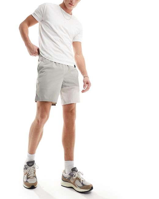 Columbia Gray Hike Colour Block Shorts for men