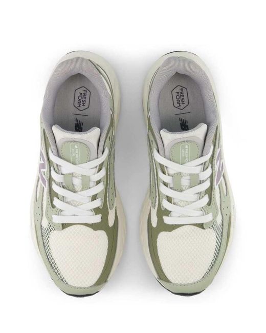 New Balance Gray Fresh Foam Arishi V4 Tiralux Trainers