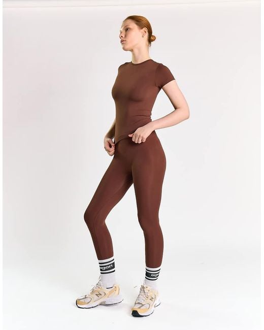 agon® Brown Crew Neck Short Sleeve Top