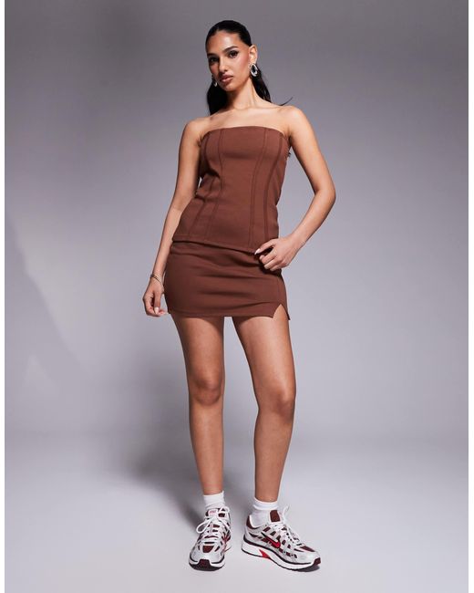 ASOS Brown – trägerloses hochwertiges kleid aus ponte-stoff