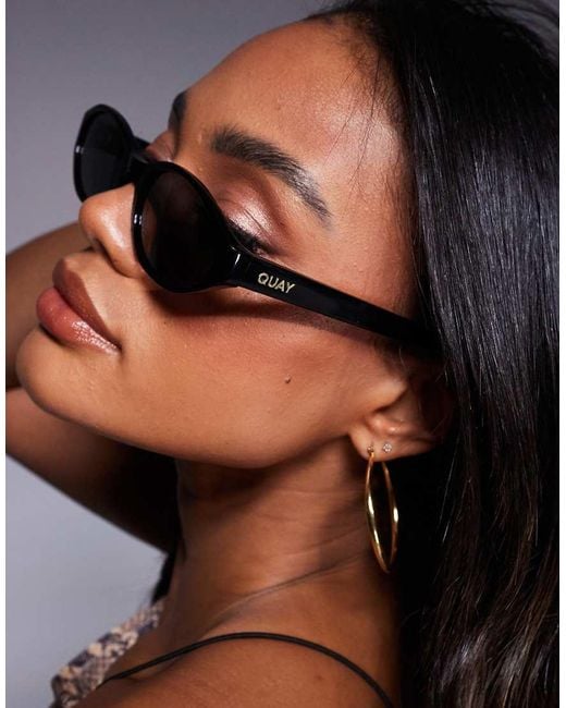 Gafas De Sol Negras Ovaladas Estrechas Aura Points De Quay Quay de color Black