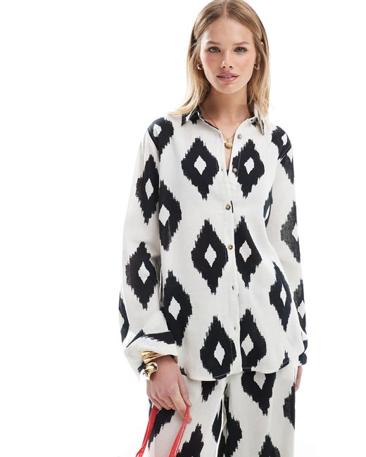 Accessorize White – oversize-strandhemd