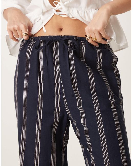 Vila Blue – weit geschnittene hose