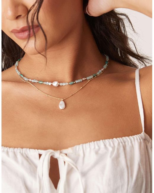 Collier multi-rangs avec perles et pendentifs perle nacrée - et doré ASOS en coloris Brown