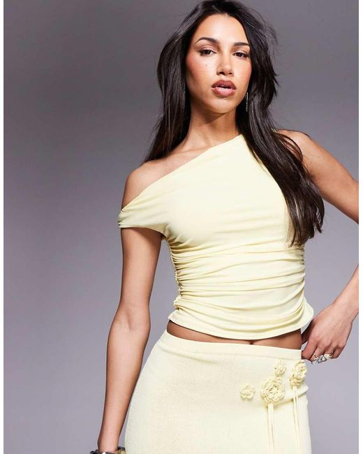 Top Ceñido Con Diseño De Doble Capa Y Escote Bardot Exclusivo De Missy Empire Missy Empire de color Gray